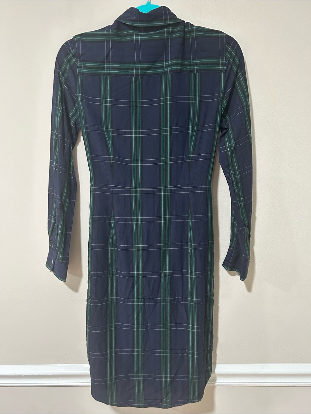 UNTUCKit Devon Plaid Button-Front Shirt Dress in Navy and Green - Picture 5 of 5